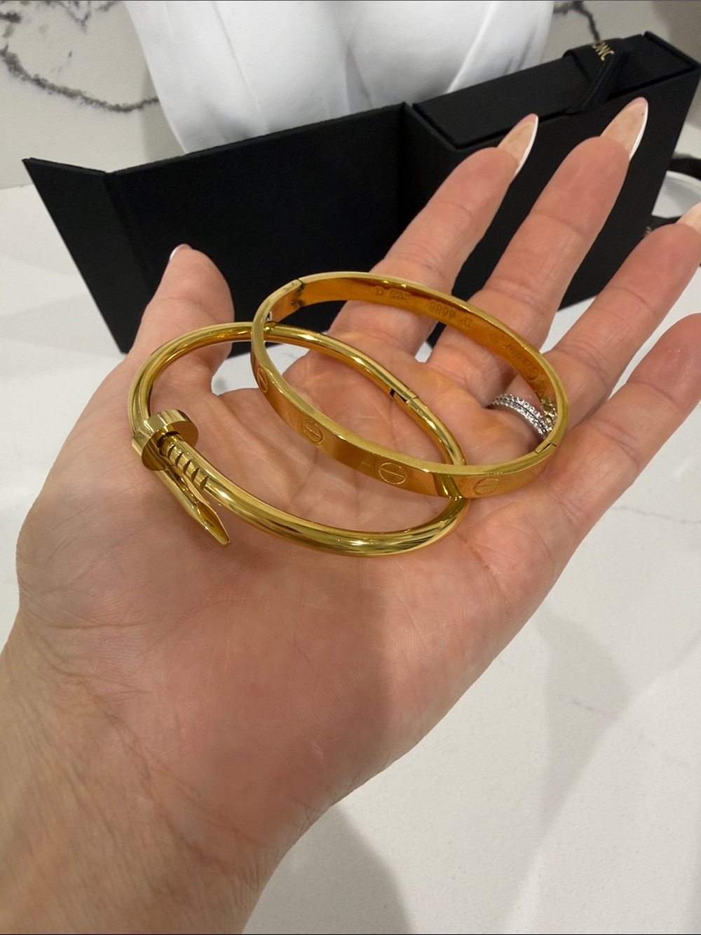 Gold Screw-Accent Bangle Bracelet Set - Designer Style - Picture 4 of 4